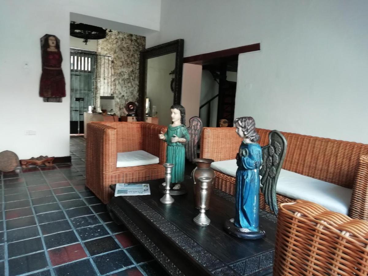 Hotel Puertas De Картахена Экстерьер фото