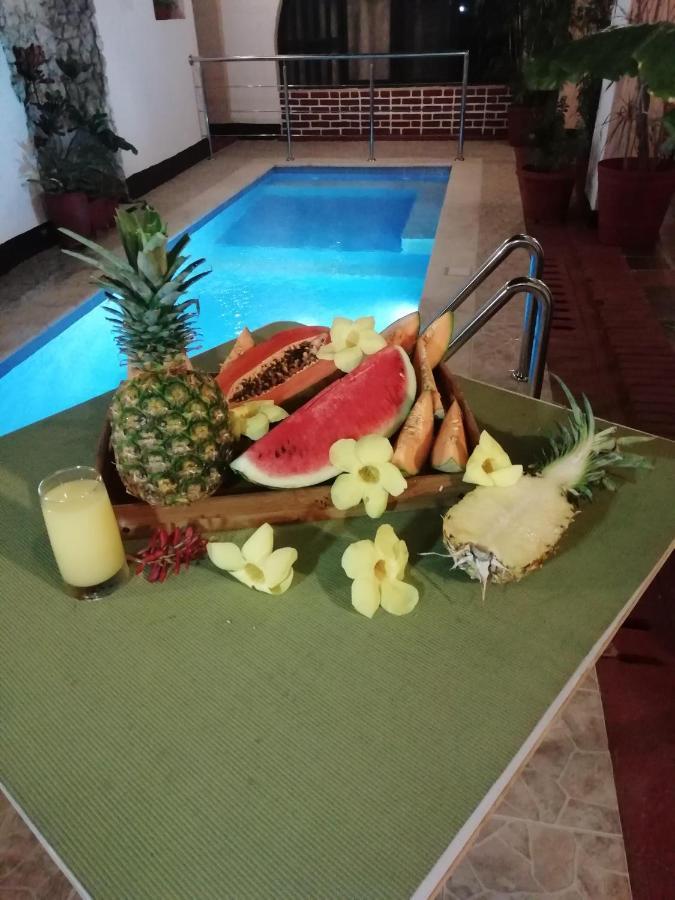 Hotel Puertas De Картахена Экстерьер фото
