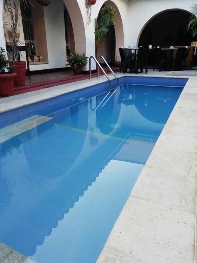 Hotel Puertas De Картахена Экстерьер фото
